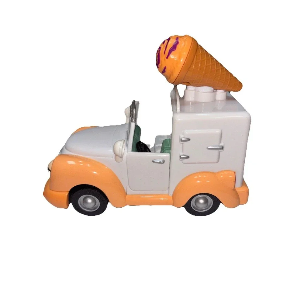 Chevron Summer Scoop 2003 Ice Cream Truck model 9934 Vintage